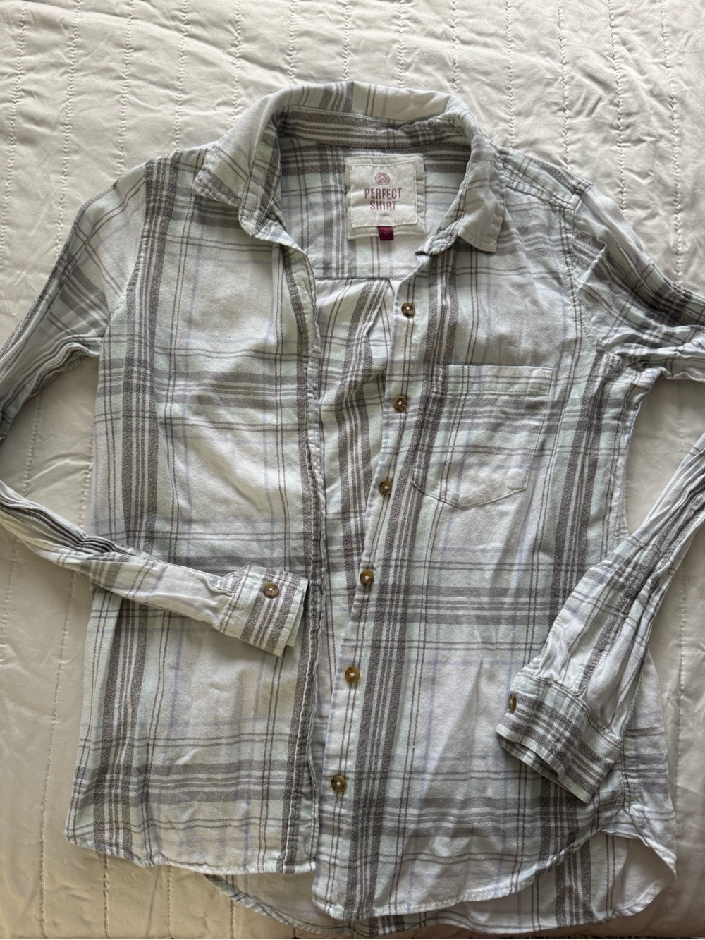Woman Light Gray Plaid Button-Up Shirt